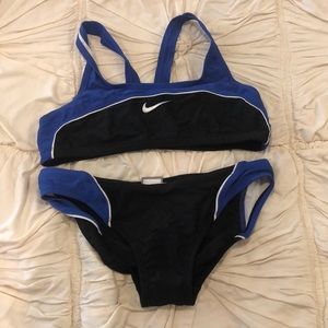 Nike 2 piece swimsuit. 34. Athletic. Black/blue